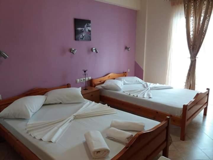Poseidon Rooms Vrasná Eksteriør billede