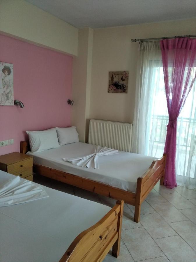 Poseidon Rooms Vrasná Eksteriør billede